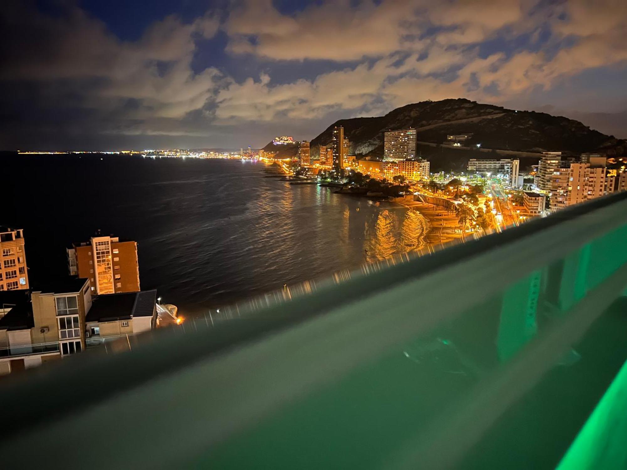 Relax Frente Al Mar De Alicante Apartment ภายนอก รูปภาพ